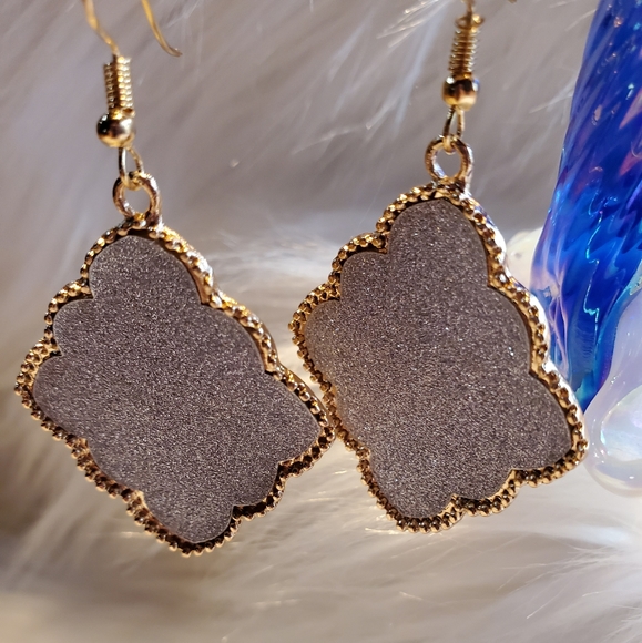 Jewelry - 🌸Glitter Dangle Earrings ~NWOT ~